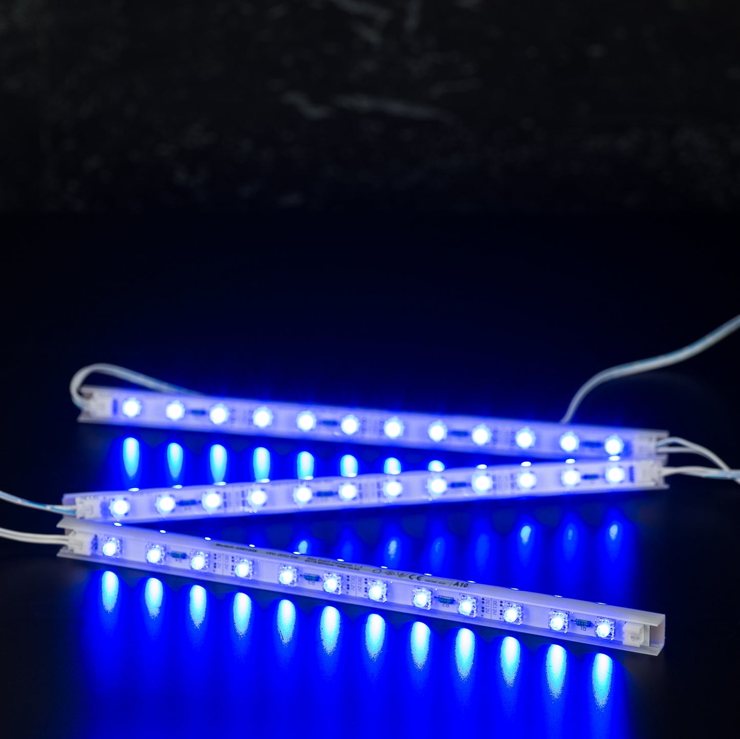 Energieeffiziente Unterbauleuchte 3x 26cm je 1W LED Sticks LED Lichtle