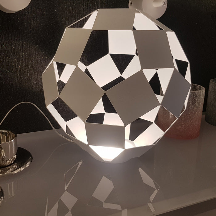 Geometrische LED Tischleute Belly dimmbar weiß