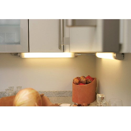 Tri-Line 13W Unterbauleuchte mit Schalter Titan 62cm