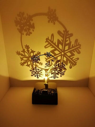 LED Tischlampe mit Schattenspiel Shadow Motiv Schneeflocke Tischlampe