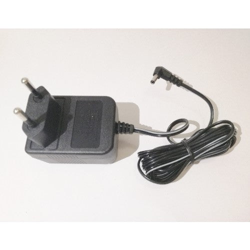 Steckertrafo 3V Trafo AC Adapter 230V / 100mA 3V